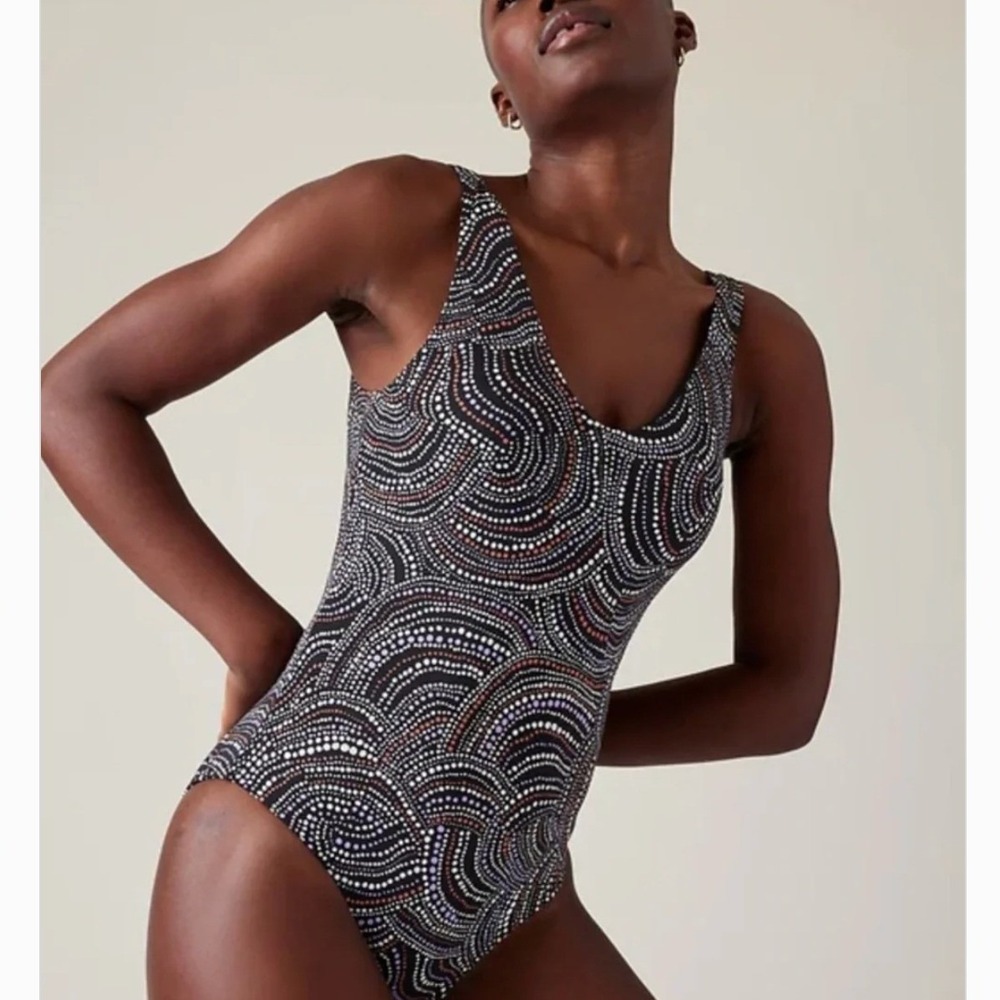 Athleta Seychelles One-Piece Swimsuit Size XL Multicolor Dot Pattern Summer